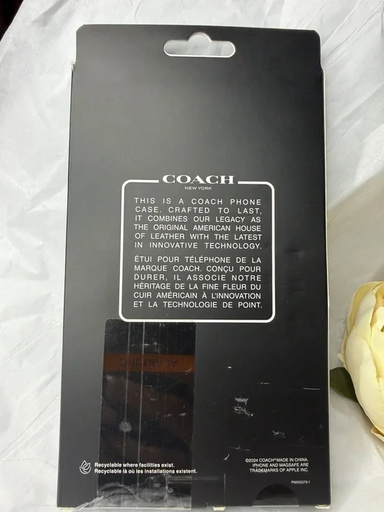 COACH Clear Signature 'C' in Pattern iPhone 16 Pro Max Case - Picture 4 of 4